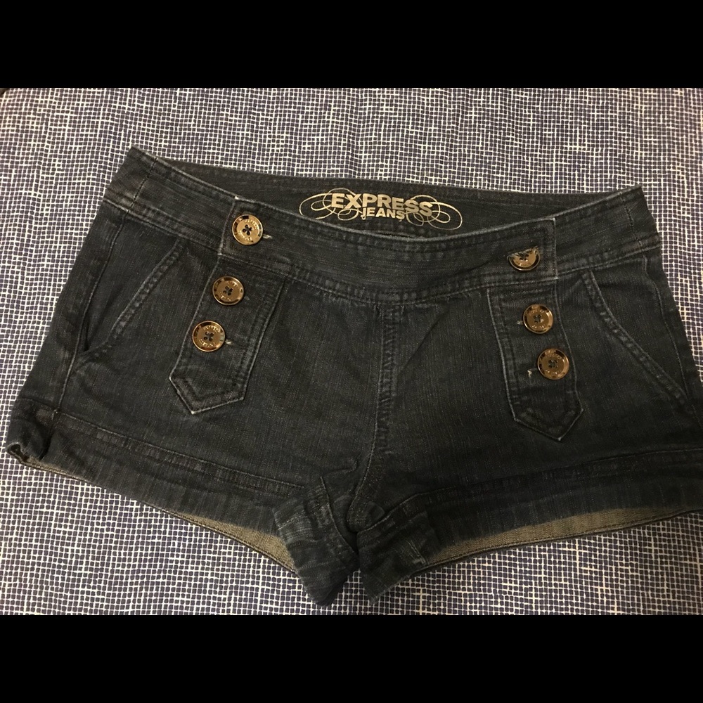 Express shorts